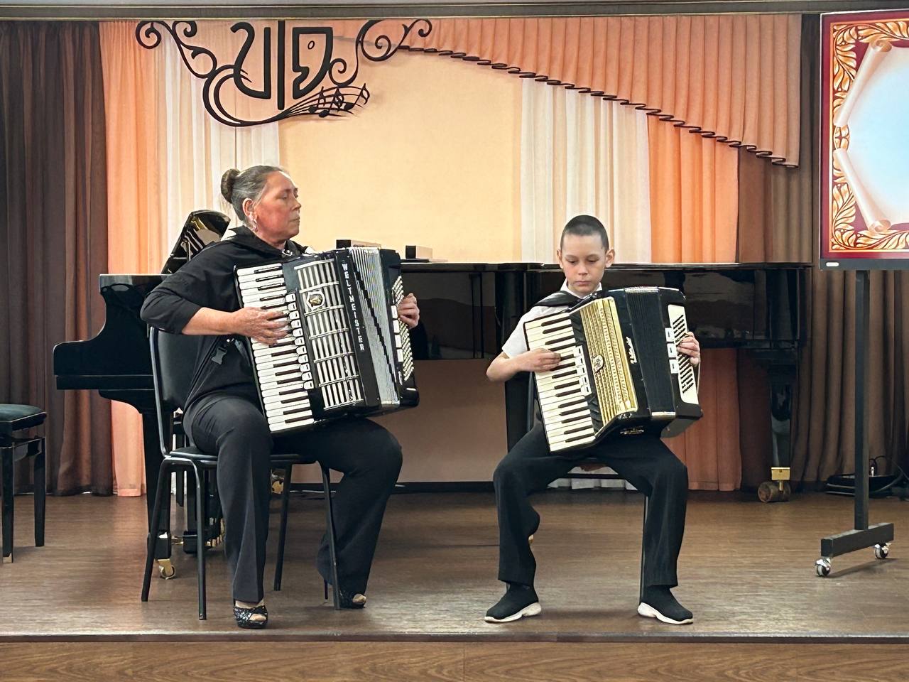 участники участники